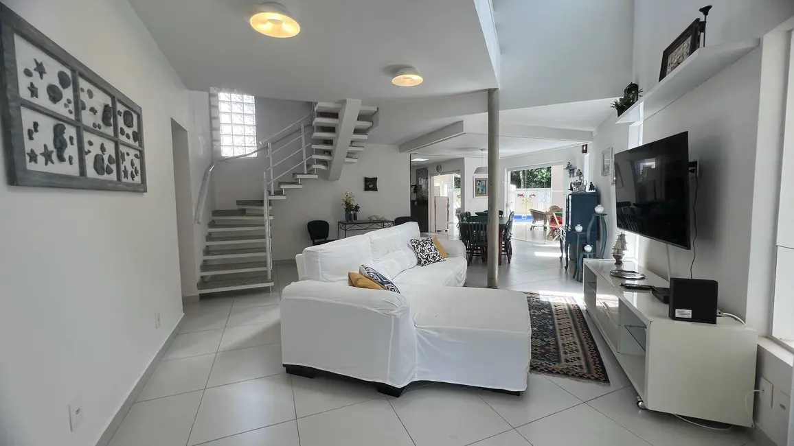 Foto 2 de Casa com 4 quartos à venda, 245m2 em Riviera de São Lourenço, Bertioga - SP