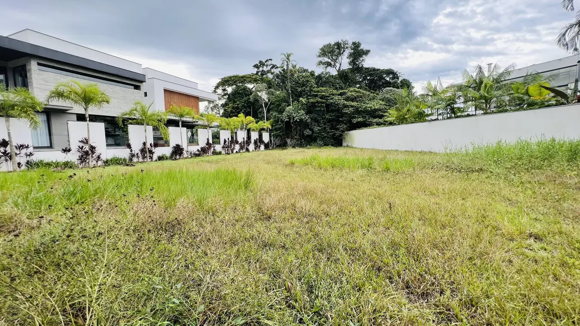 Terreno / Lote à venda, 832m2 em Riviera de São Lourenço, Bertioga - SP - imagem 4 Foto 4 de Terreno / Lote à venda, 832m2 em Riviera de São Lourenço, Bertioga - SP