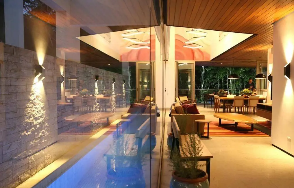 Foto 3 de Casa com 5 quartos à venda, 325m2 em Riviera de São Lourenço, Bertioga - SP