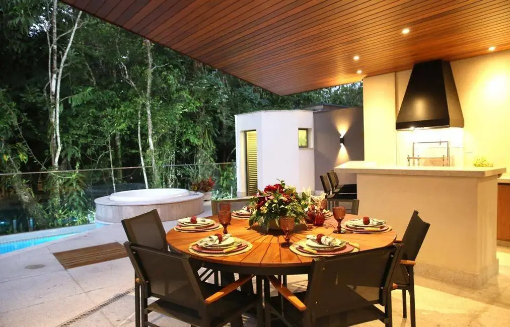 Foto 6 de Casa com 5 quartos à venda, 325m2 em Riviera de São Lourenço, Bertioga - SP