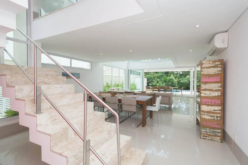 Foto 4 de Casa com 4 quartos à venda, 356m2 em Riviera de São Lourenço, Bertioga - SP