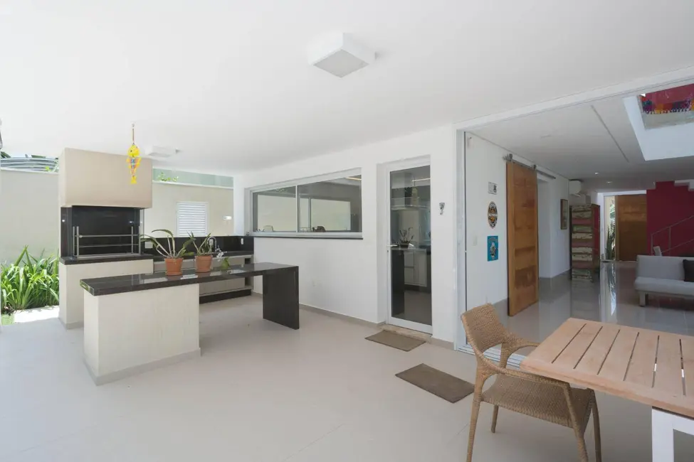 Foto 8 de Casa com 4 quartos à venda, 356m2 em Riviera de São Lourenço, Bertioga - SP