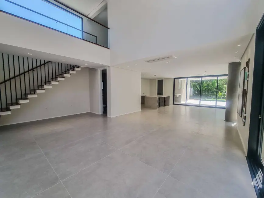 Foto 3 de Casa com 4 quartos à venda, 355m2 em Riviera de São Lourenço, Bertioga - SP
