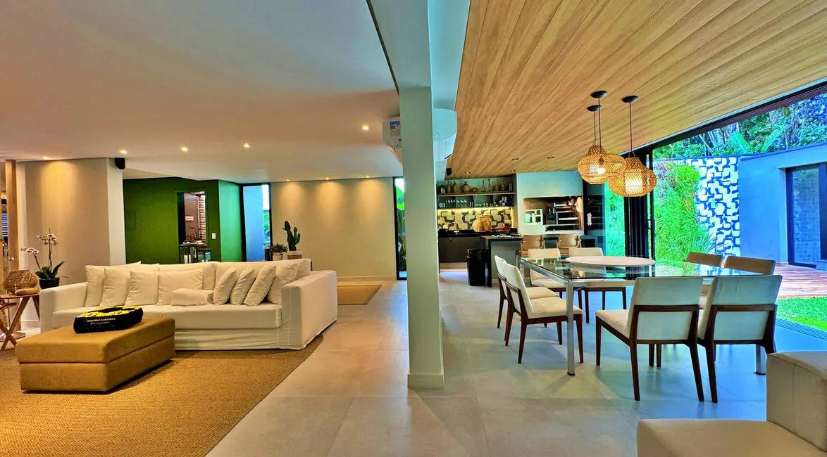 Foto 4 de Casa com 4 quartos à venda, 336m2 em Riviera de São Lourenço, Bertioga - SP