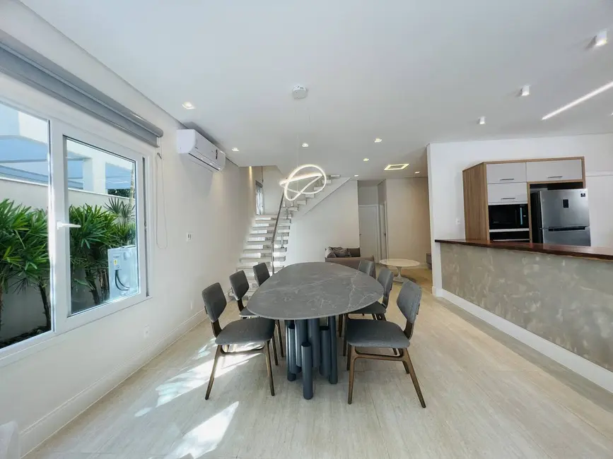 Casa com 4 quartos à venda, 349m2 em Riviera de São Lourenço, Bertioga - SP - imagem 5 Foto 5 de Casa com 4 quartos à venda, 349m2 em Riviera de São Lourenço, Bertioga - SP