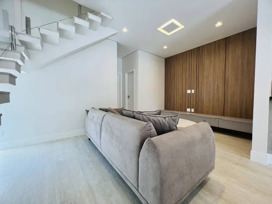 Casa com 4 quartos à venda, 349m2 em Riviera de São Lourenço, Bertioga - SP - imagem 7 Foto 7 de Casa com 4 quartos à venda, 349m2 em Riviera de São Lourenço, Bertioga - SP