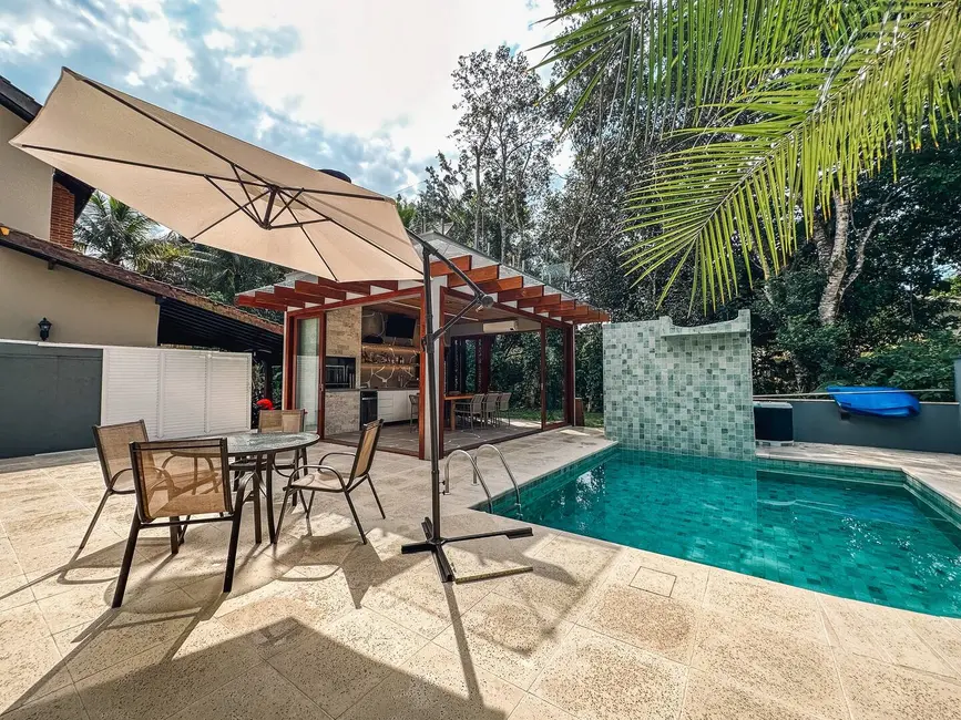 Casa com 4 quartos à venda, 320m2 em Riviera de São Lourenço, Bertioga - SP - imagem 5 Foto 5 de Casa com 4 quartos à venda, 320m2 em Riviera de São Lourenço, Bertioga - SP