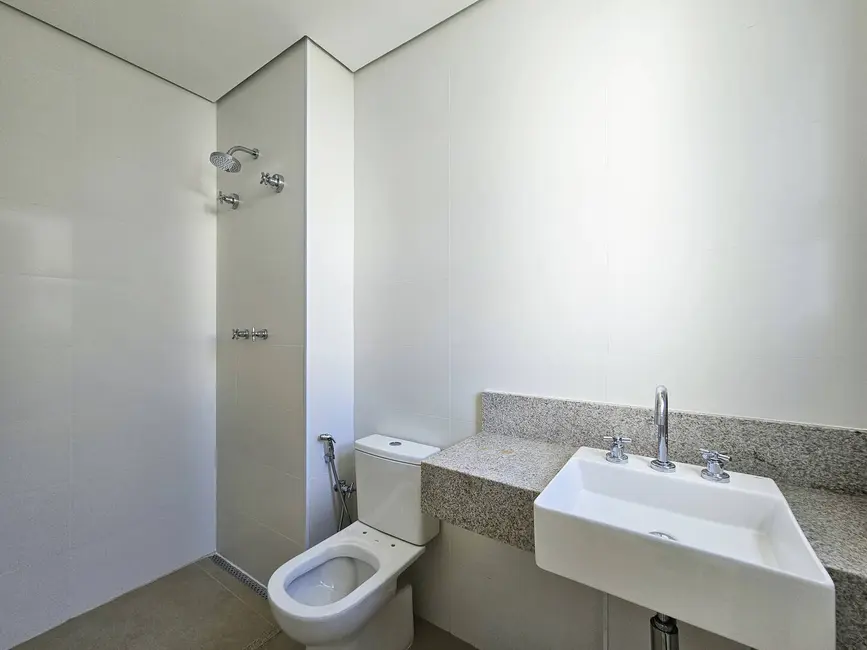 Apartamento com 3 quartos à venda, 142m2 em Riviera de São Lourenço, Bertioga - SP - imagem 8 Foto 8 de Apartamento com 3 quartos à venda, 142m2 em Riviera de São Lourenço, Bertioga - SP