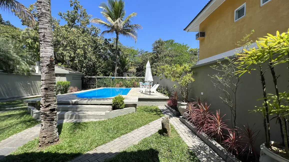 Foto 4 de Casa com 5 quartos à venda, 300m2 em Riviera de São Lourenço, Bertioga - SP