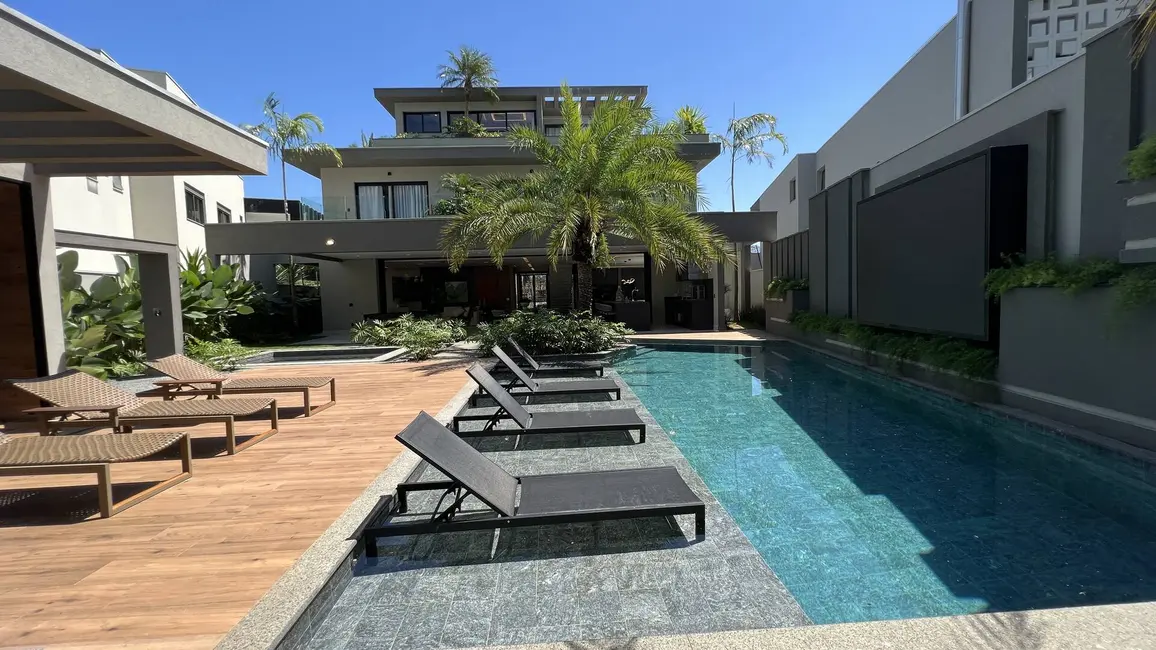 Foto 1 de Casa com 7 quartos à venda, 670m2 em Riviera de São Lourenço, Bertioga - SP