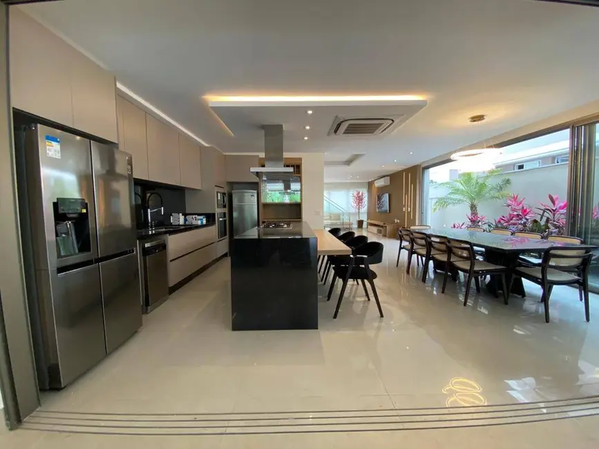Foto 5 de Casa com 6 quartos à venda, 495m2 em Riviera de São Lourenço, Bertioga - SP