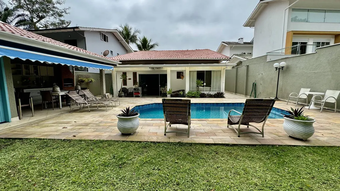 Foto 1 de Casa com 4 quartos à venda, 209m2 em Riviera de São Lourenço, Bertioga - SP