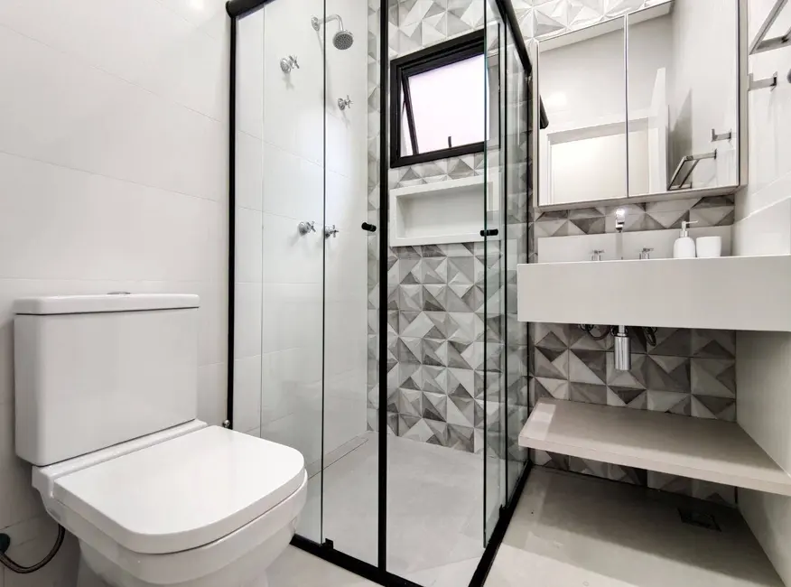 Casa com 5 quartos à venda, 350m2 em Riviera de São Lourenço, Bertioga - SP - imagem 8 Foto 8 de Casa com 5 quartos à venda, 350m2 em Riviera de São Lourenço, Bertioga - SP