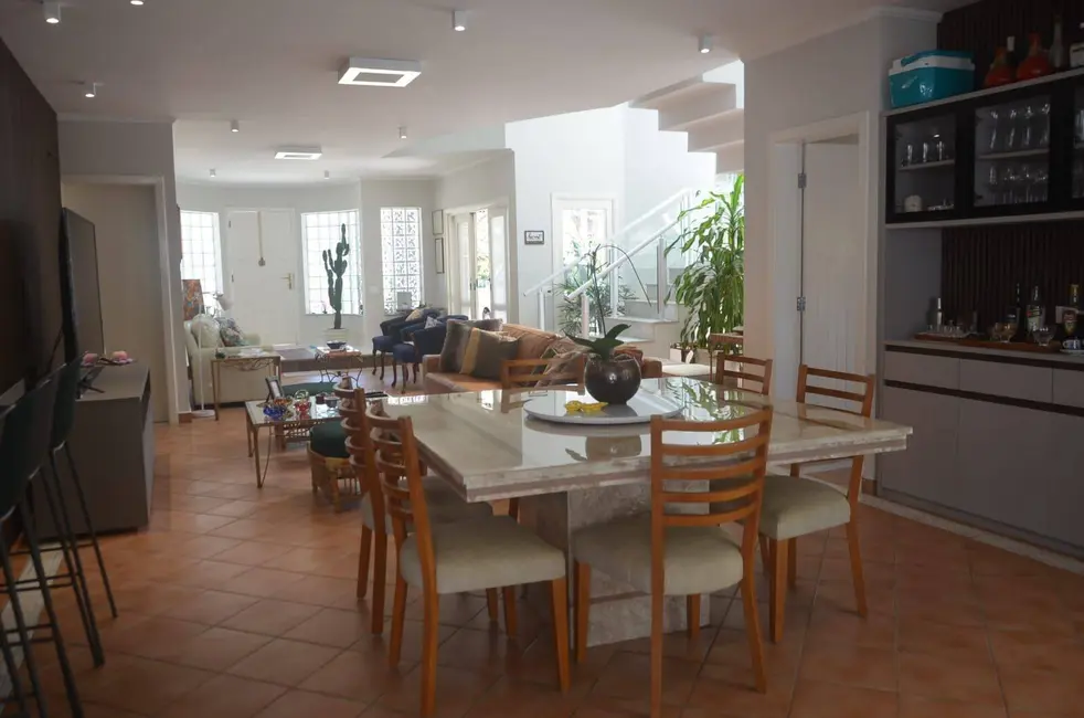 Foto 4 de Casa com 5 quartos à venda, 361m2 em Riviera de São Lourenço, Bertioga - SP