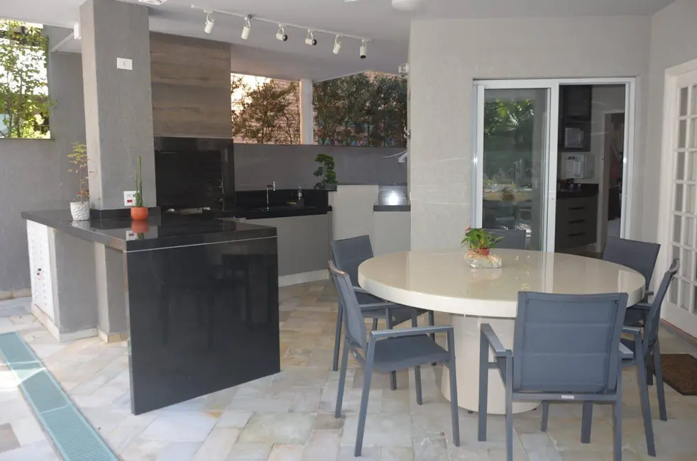 Foto 3 de Casa com 5 quartos à venda, 361m2 em Riviera de São Lourenço, Bertioga - SP