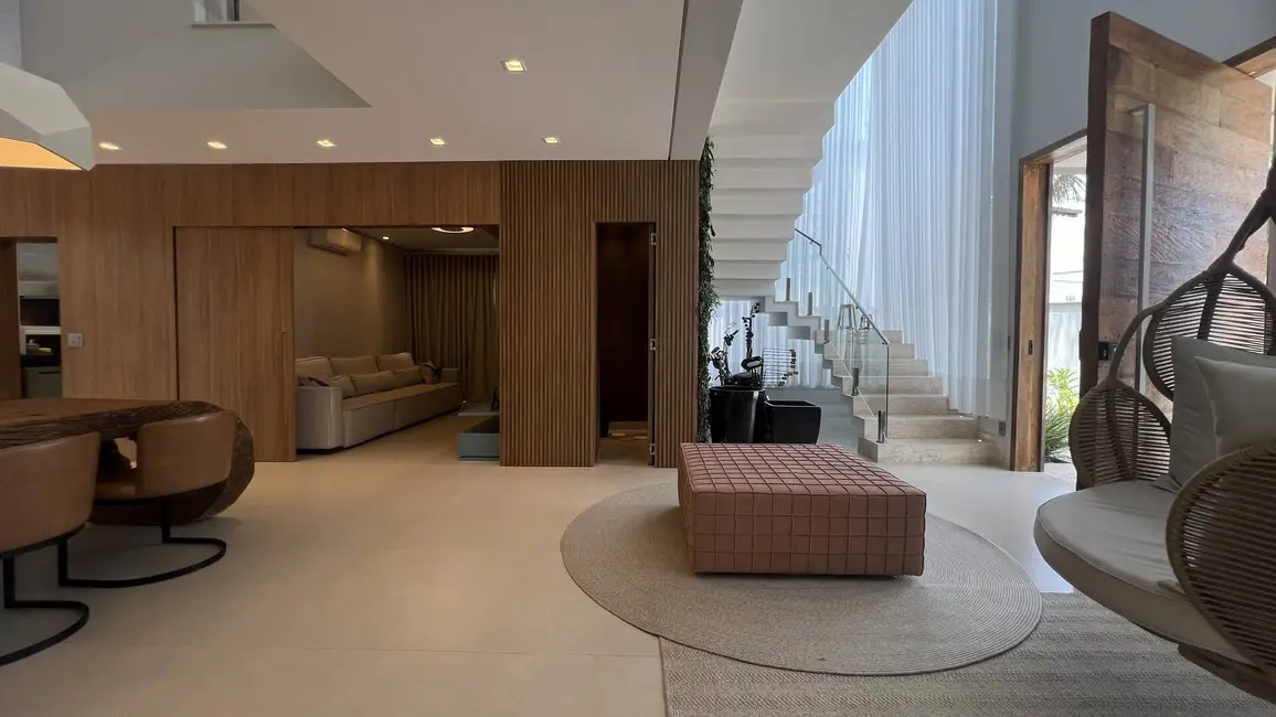 Casa com 5 quartos à venda, 320m2 em Riviera de São Lourenço, Bertioga - SP - imagem 8 Foto 8 de Casa com 5 quartos à venda, 320m2 em Riviera de São Lourenço, Bertioga - SP