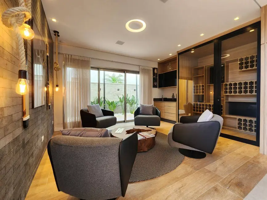 Foto 3 de Casa com 6 quartos à venda, 600m2 em Riviera de São Lourenço, Bertioga - SP