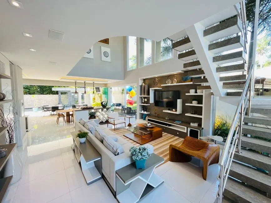 Casa com 7 quartos à venda, 657m2 em Riviera de São Lourenço, Bertioga - SP - imagem 4 Foto 4 de Casa com 7 quartos à venda, 657m2 em Riviera de São Lourenço, Bertioga - SP