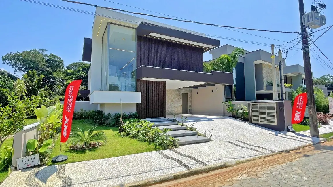 Casa com 6 quartos à venda, 370m2 em Riviera de São Lourenço, Bertioga - SP - imagem 1 Foto 1 de Casa com 6 quartos à venda, 370m2 em Riviera de São Lourenço, Bertioga - SP