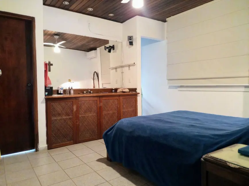 Foto 5 de Casa com 5 quartos à venda, 280m2 em Riviera de São Lourenço, Bertioga - SP