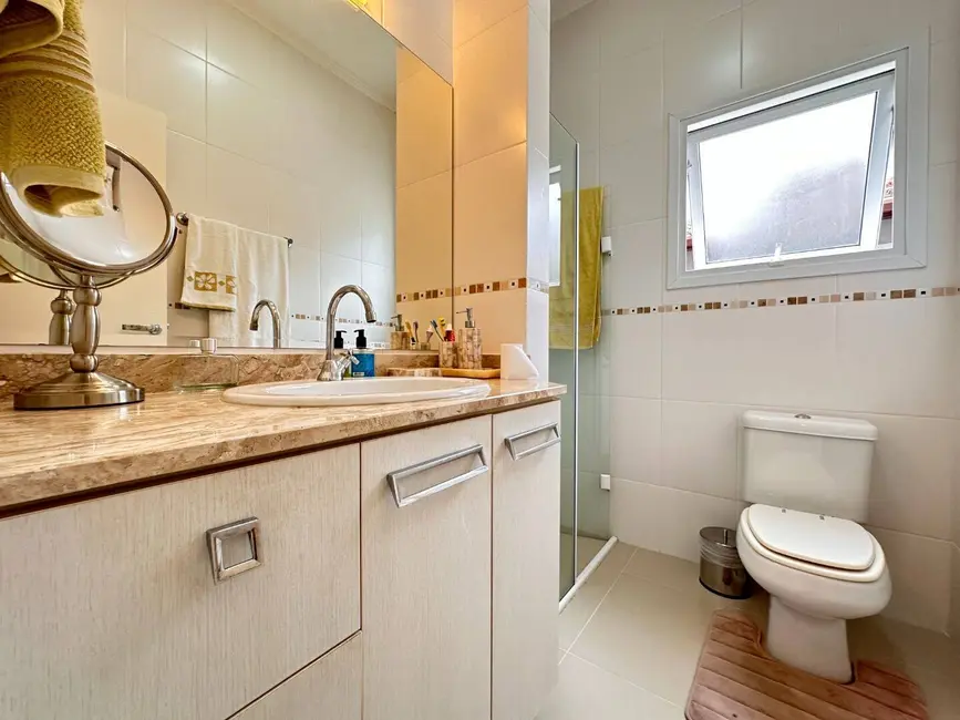 Foto 5 de Casa com 5 quartos à venda, 373m2 em Riviera de São Lourenço, Bertioga - SP