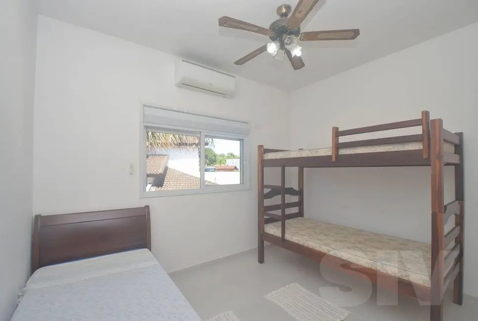 Casa com 4 quartos à venda, 281m2 em Riviera de São Lourenço, Bertioga - SP - imagem 8 Foto 8 de Casa com 4 quartos à venda, 281m2 em Riviera de São Lourenço, Bertioga - SP