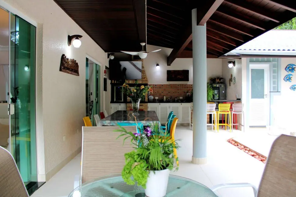 Foto 2 de Casa com 5 quartos à venda, 254m2 em Riviera de São Lourenço, Bertioga - SP