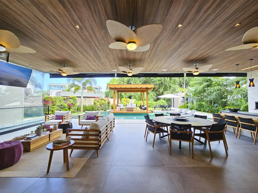 Foto 2 de Casa com 6 quartos à venda, 855m2 em Riviera de São Lourenço, Bertioga - SP