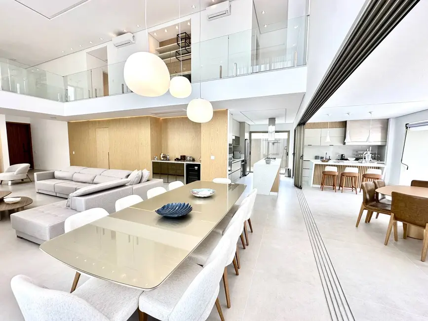 Foto 3 de Casa com 6 quartos à venda, 429m2 em Riviera de São Lourenço, Bertioga - SP