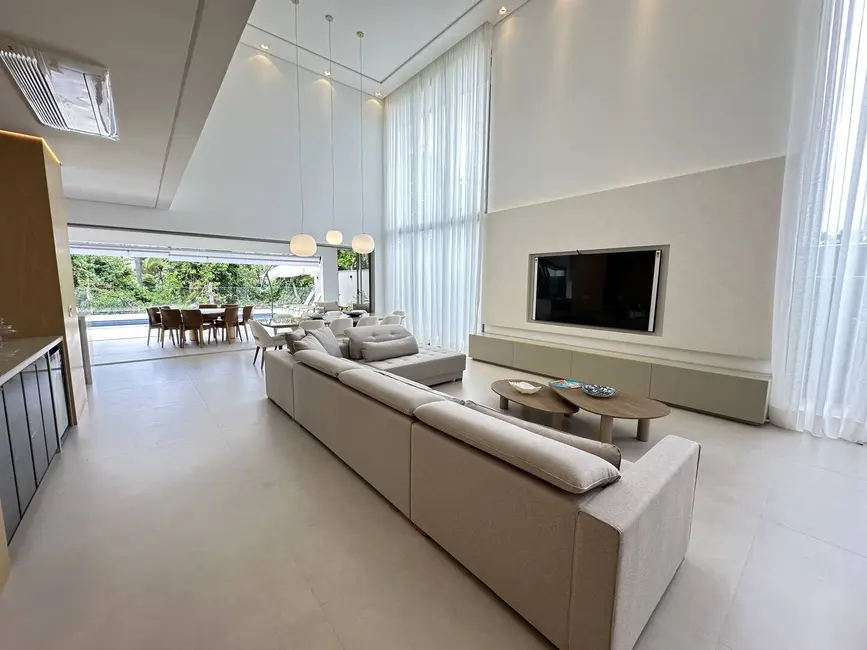 Foto 4 de Casa com 6 quartos à venda, 429m2 em Riviera de São Lourenço, Bertioga - SP