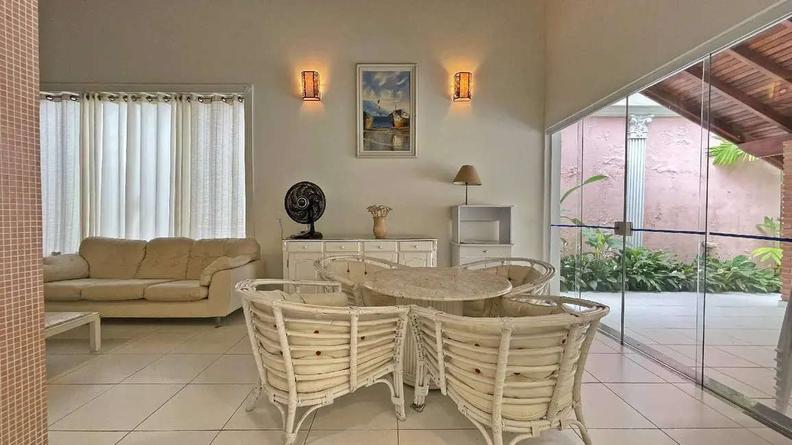 Casa com 4 quartos à venda, 240m2 em Riviera de São Lourenço, Bertioga - SP - imagem 8 Foto 8 de Casa com 4 quartos à venda, 240m2 em Riviera de São Lourenço, Bertioga - SP