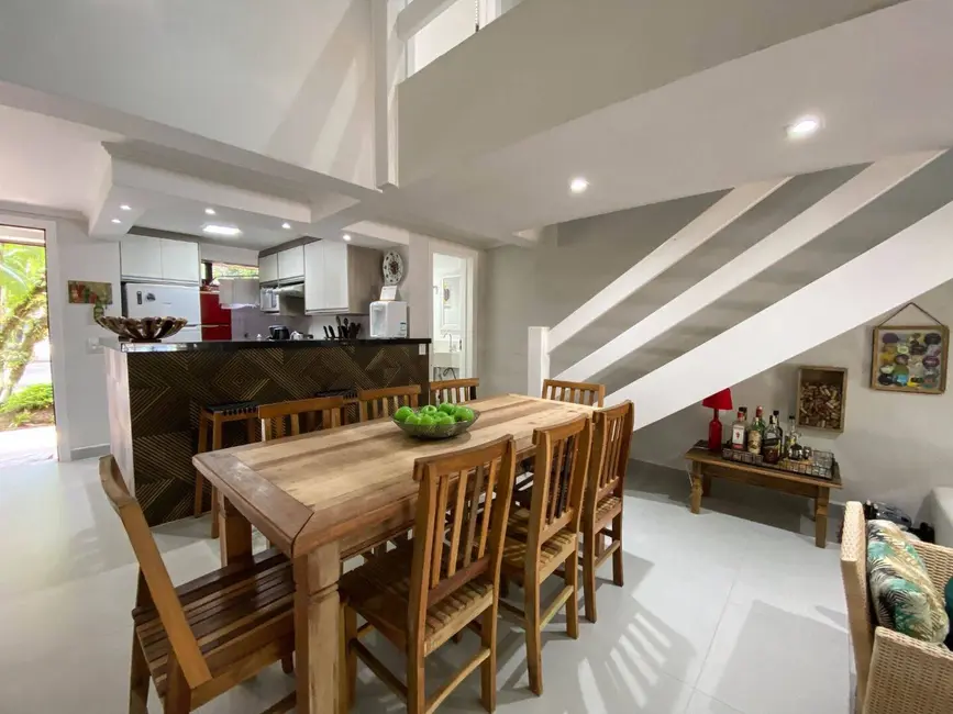 Foto 4 de Casa com 3 quartos à venda, 142m2 em Riviera de São Lourenço, Bertioga - SP