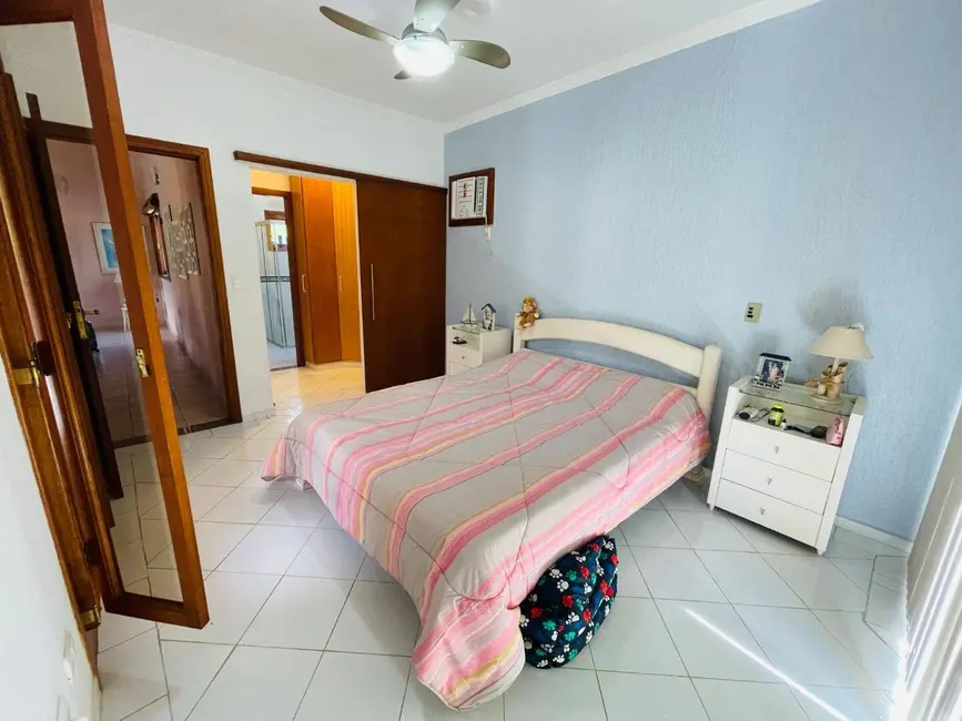 Foto 9 de Casa com 3 quartos à venda, 300m2 em Riviera de São Lourenço, Bertioga - SP