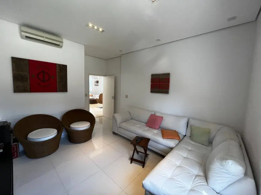 Foto 4 de Casa com 6 quartos à venda, 326m2 em Riviera de São Lourenço, Bertioga - SP