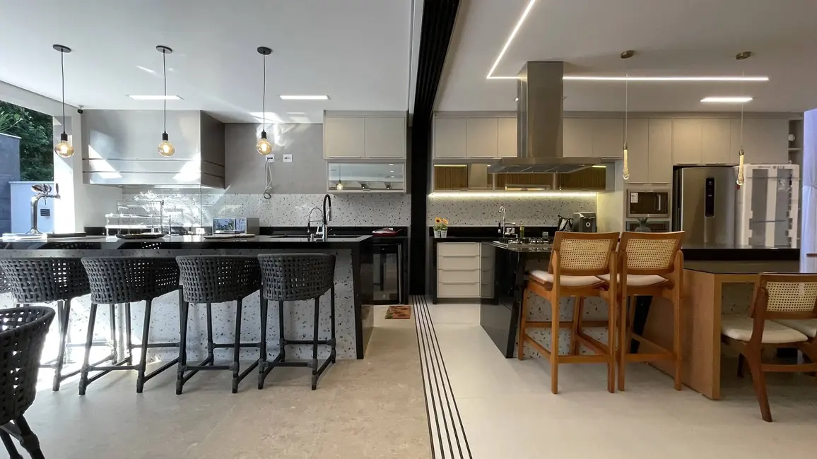 Foto 6 de Casa com 6 quartos à venda, 391m2 em Riviera de São Lourenço, Bertioga - SP