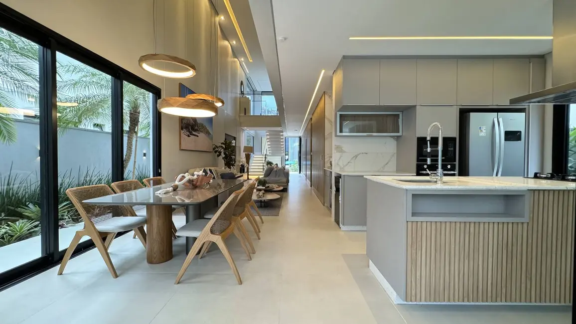 Foto 5 de Casa com 6 quartos à venda, 380m2 em Riviera de São Lourenço, Bertioga - SP