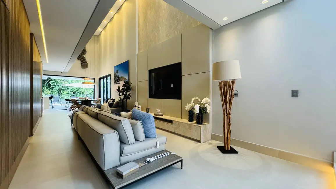 Foto 4 de Casa com 6 quartos à venda, 380m2 em Riviera de São Lourenço, Bertioga - SP