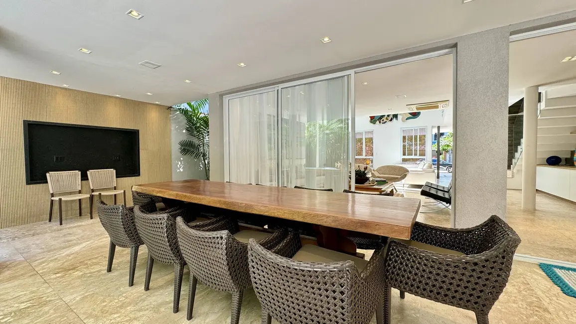 Foto 4 de Casa com 6 quartos à venda, 385m2 em Riviera de São Lourenço, Bertioga - SP