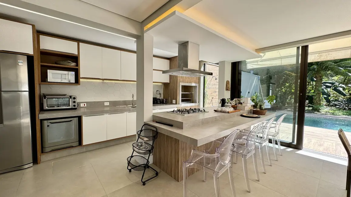 Foto 8 de Casa com 5 quartos à venda, 320m2 em Riviera de São Lourenço, Bertioga - SP