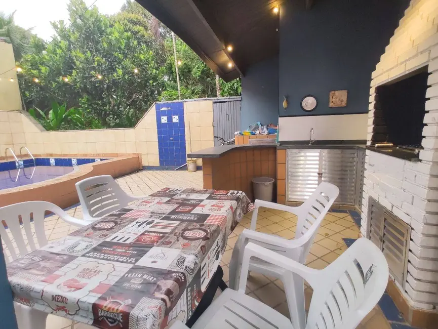 Casa com 3 quartos à venda, 120m2 em Riviera de São Lourenço, Bertioga - SP - imagem 6 Foto 6 de Casa com 3 quartos à venda, 120m2 em Riviera de São Lourenço, Bertioga - SP