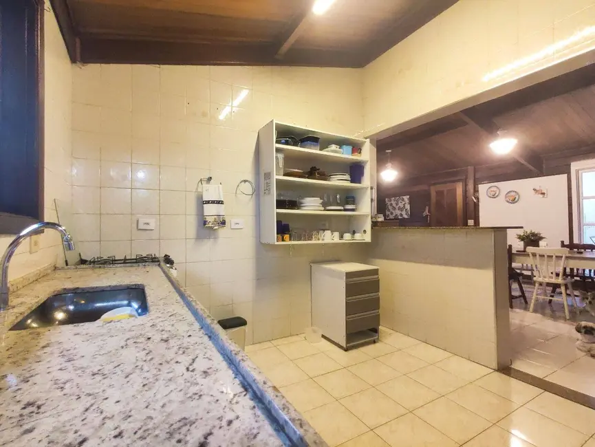 Casa com 3 quartos à venda, 120m2 em Riviera de São Lourenço, Bertioga - SP - imagem 8 Foto 8 de Casa com 3 quartos à venda, 120m2 em Riviera de São Lourenço, Bertioga - SP