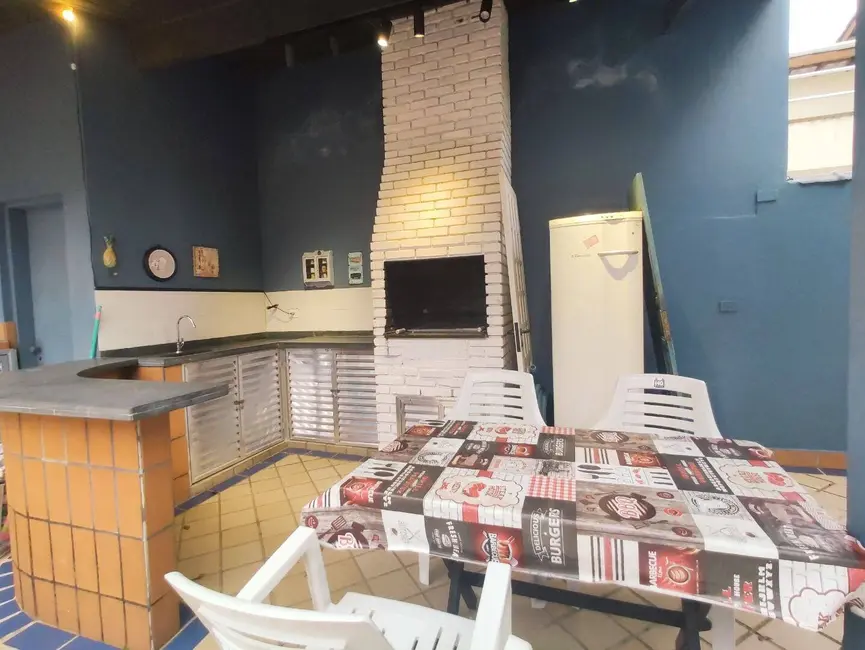 Casa com 3 quartos à venda, 120m2 em Riviera de São Lourenço, Bertioga - SP - imagem 5 Foto 5 de Casa com 3 quartos à venda, 120m2 em Riviera de São Lourenço, Bertioga - SP