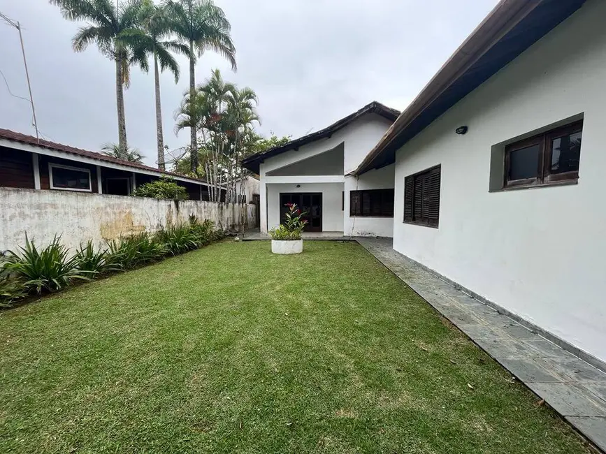 Foto 3 de Casa com 3 quartos à venda, 197m2 em Riviera de São Lourenço, Bertioga - SP