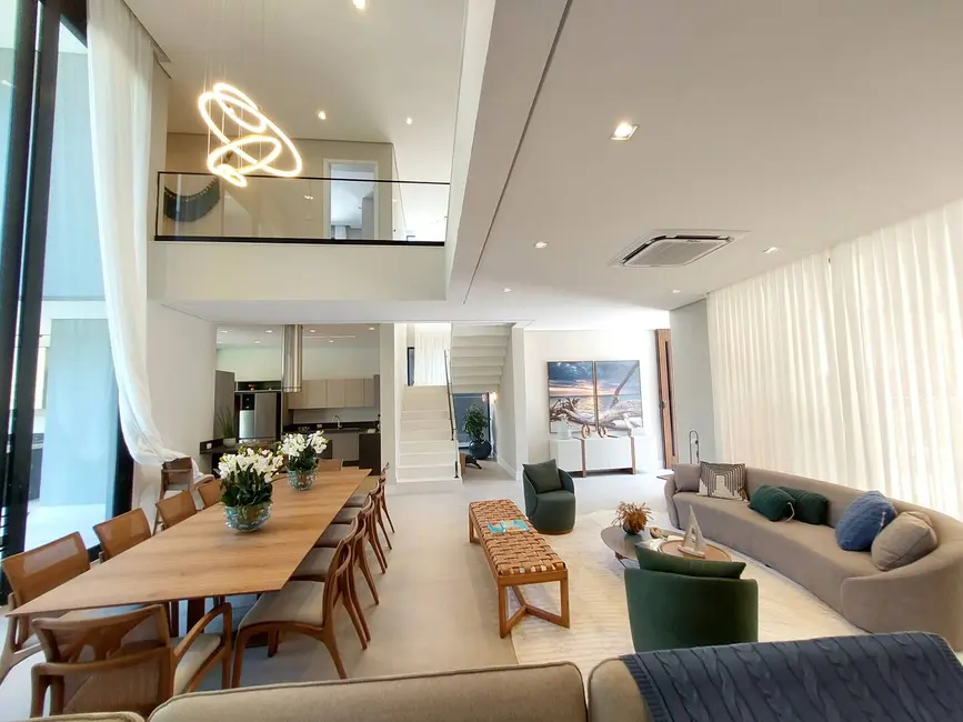 Foto 5 de Casa com 7 quartos à venda, 622m2 em Riviera de São Lourenço, Bertioga - SP