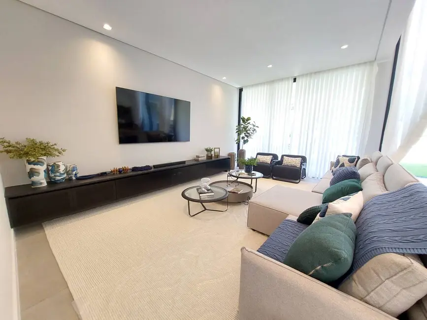 Foto 3 de Casa com 7 quartos à venda, 622m2 em Riviera de São Lourenço, Bertioga - SP