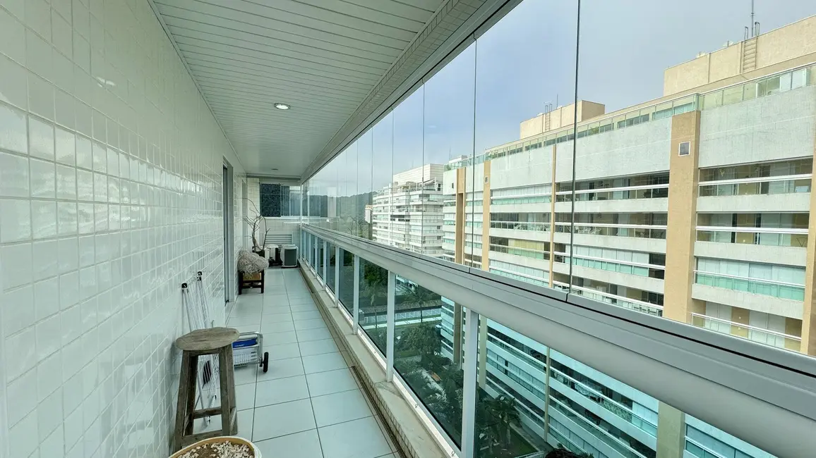 Apartamento com 3 quartos à venda, 99m2 em Riviera de São Lourenço, Bertioga - SP - imagem 9 Foto 9 de Apartamento com 3 quartos à venda, 99m2 em Riviera de São Lourenço, Bertioga - SP