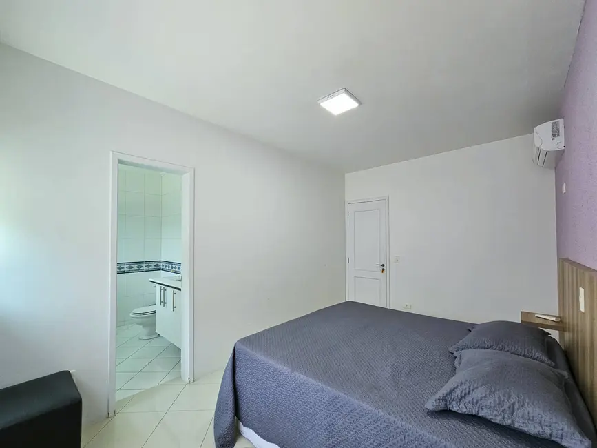 Foto 6 de Casa com 5 quartos à venda, 292m2 em Riviera de São Lourenço, Bertioga - SP