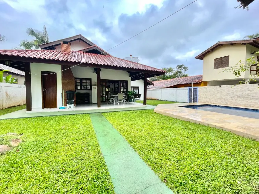 Foto 2 de Casa com 3 quartos à venda, 234m2 em Riviera de São Lourenço, Bertioga - SP