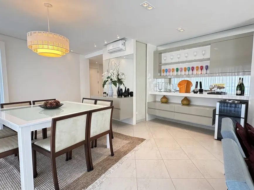 Foto 5 de Apartamento com 4 quartos à venda, 255m2 em Riviera de São Lourenço, Bertioga - SP