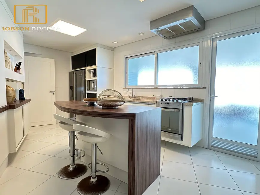 Apartamento com 4 quartos à venda, 255m2 em Riviera de São Lourenço, Bertioga - SP - imagem 8 Foto 8 de Apartamento com 4 quartos à venda, 255m2 em Riviera de São Lourenço, Bertioga - SP